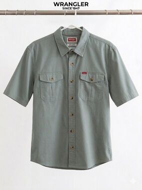 Wrangler Short Sleeve Button-Up Shirt - Sage Green